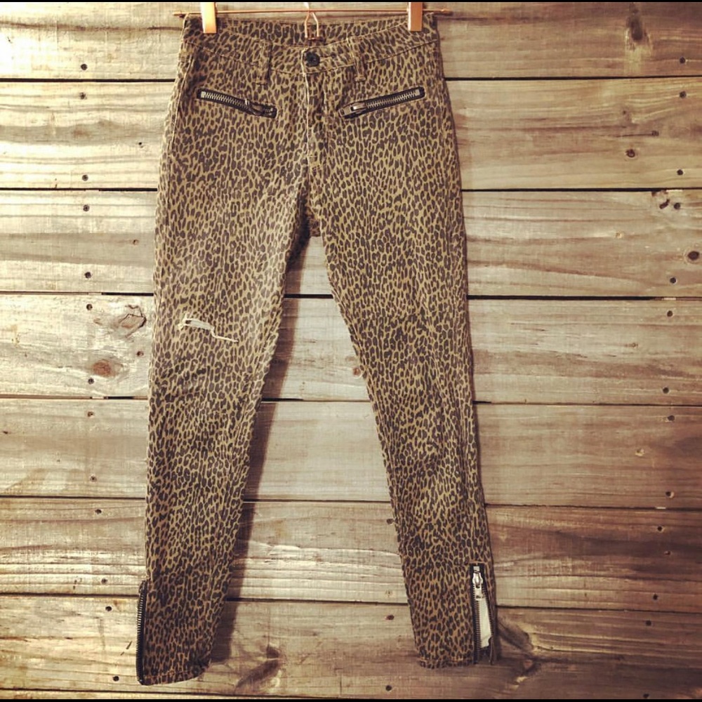 Ankle Length Leopard Print Pants Size 3